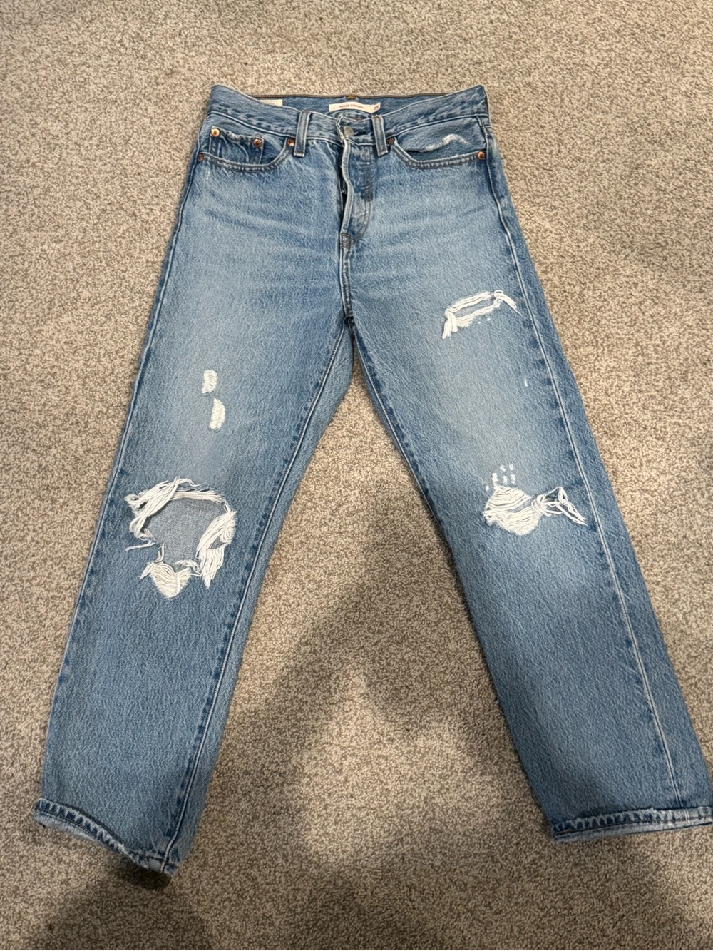 Levi's Light Blue Distressed Women's Straight-Leg Wedgie Jeans 25